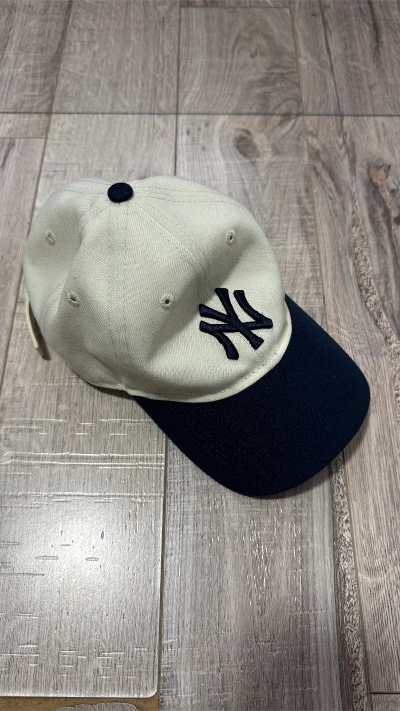 New Era NY Yankees 9TWENTY Cap image indicator(3)