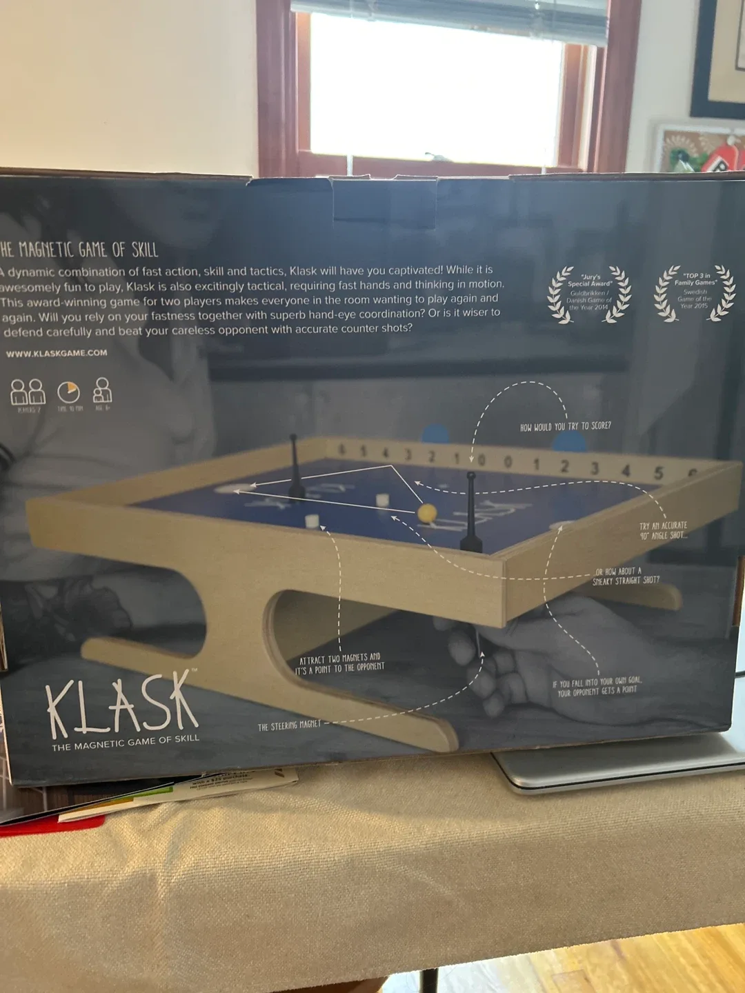 Klask: The Magnetic Game of Skill image indicator(2)