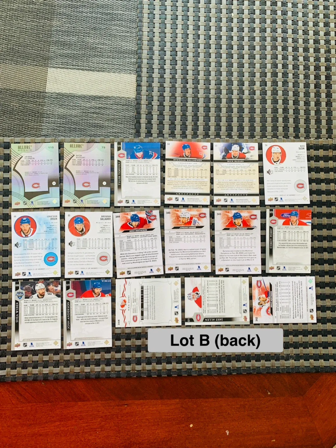 MTL Canadiens Lot of 17 Upper Deck Hockey Trading Cards image indicator(5)