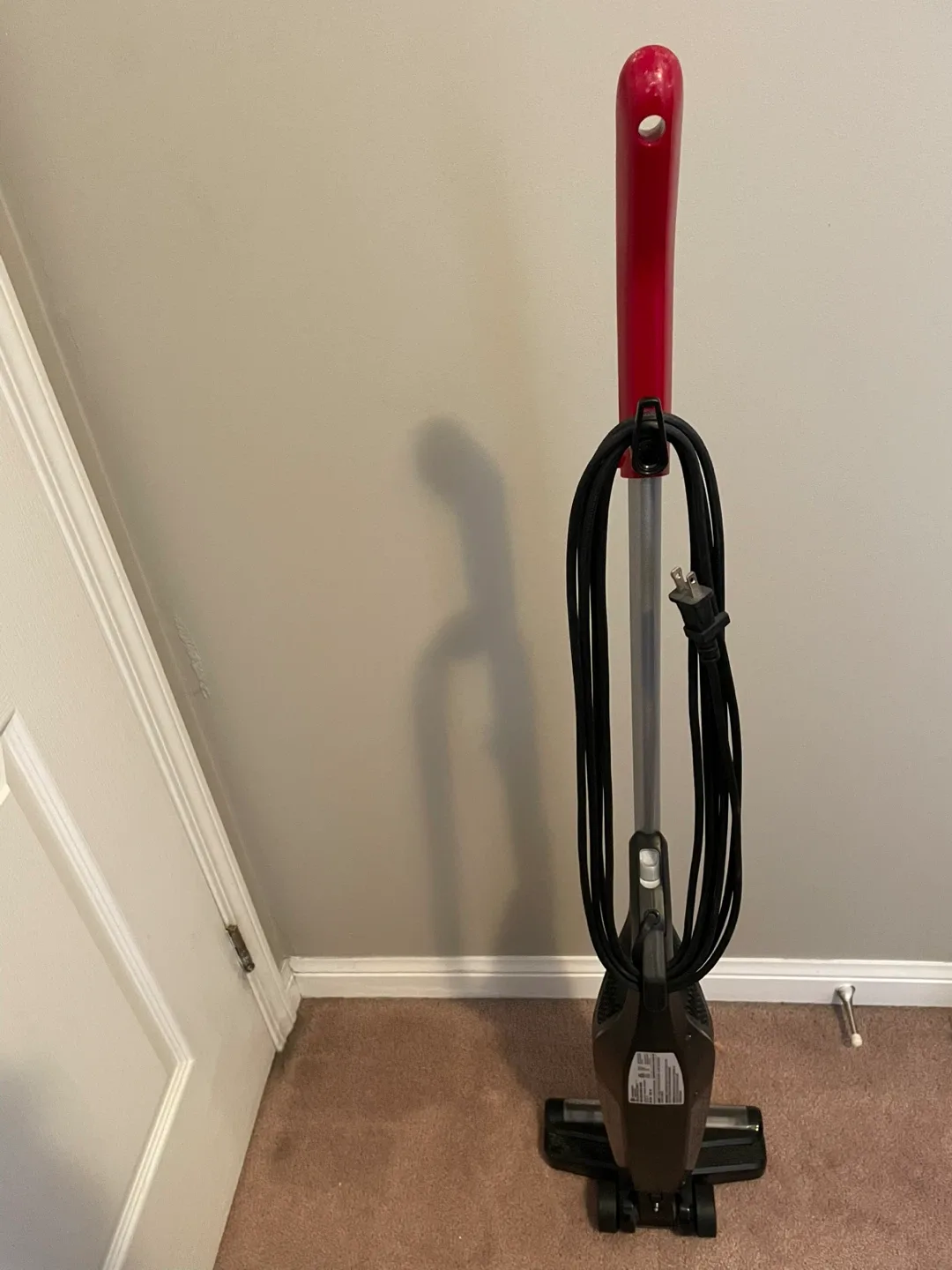 Dirt Devil Power Swerve Pet Steerable Vacuum image indicator(4)