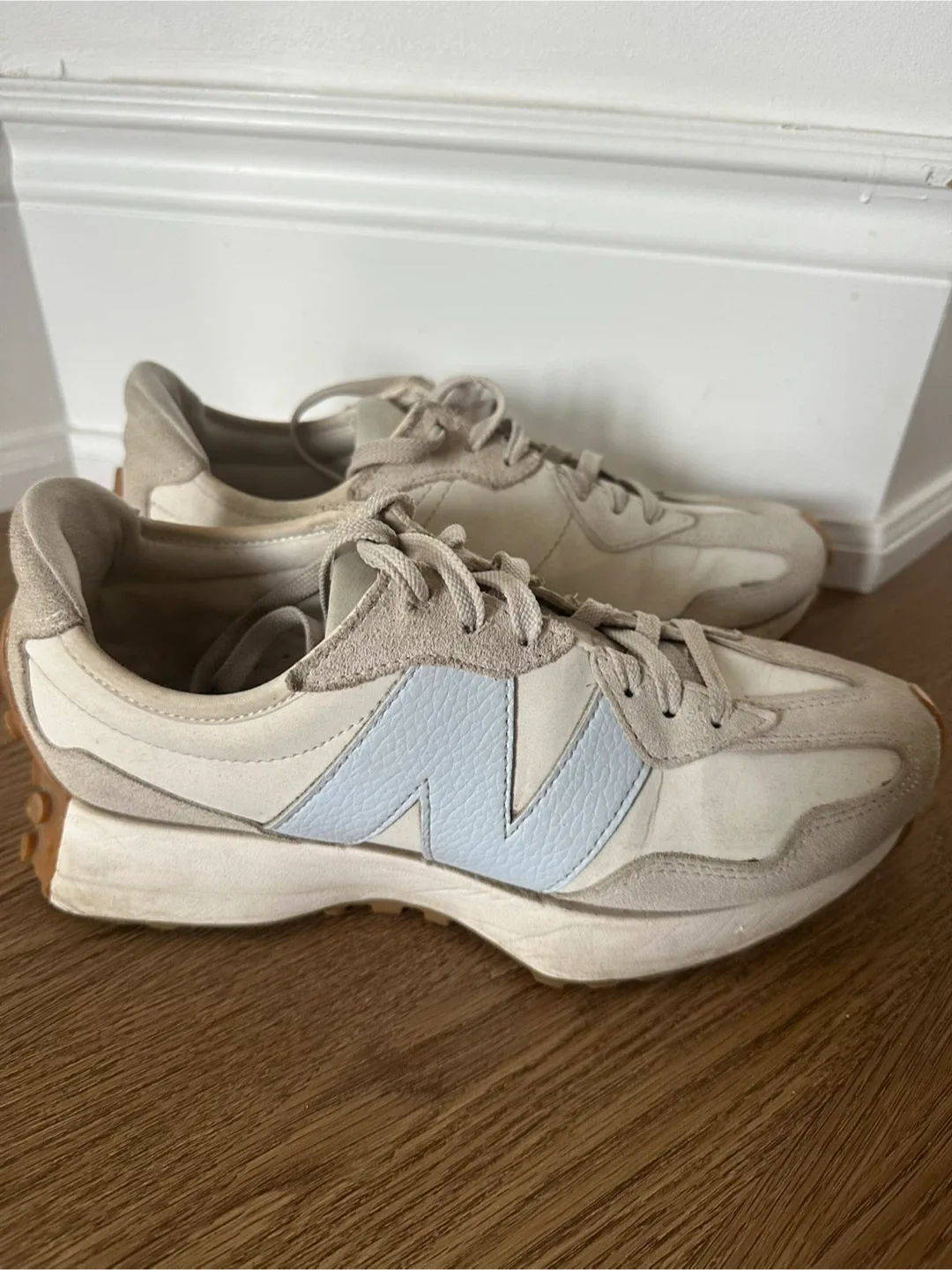 New Balance 327 Sneakers image indicator(4)