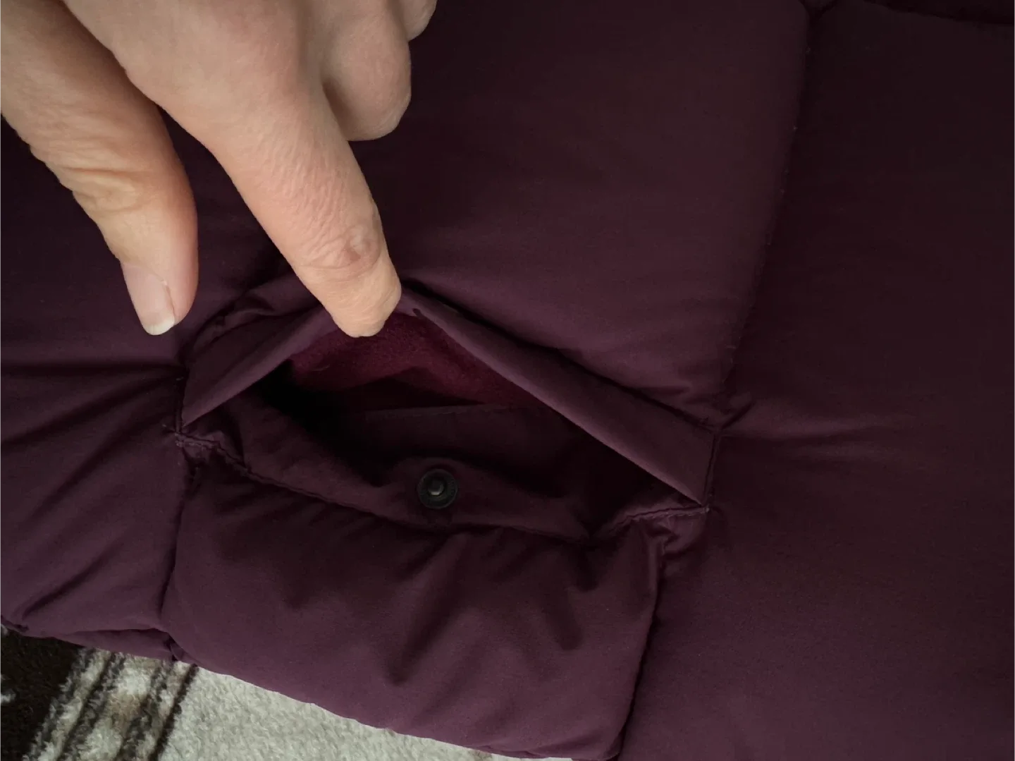 TNA The Super Puff™ Longy - Plum image indicator(7)