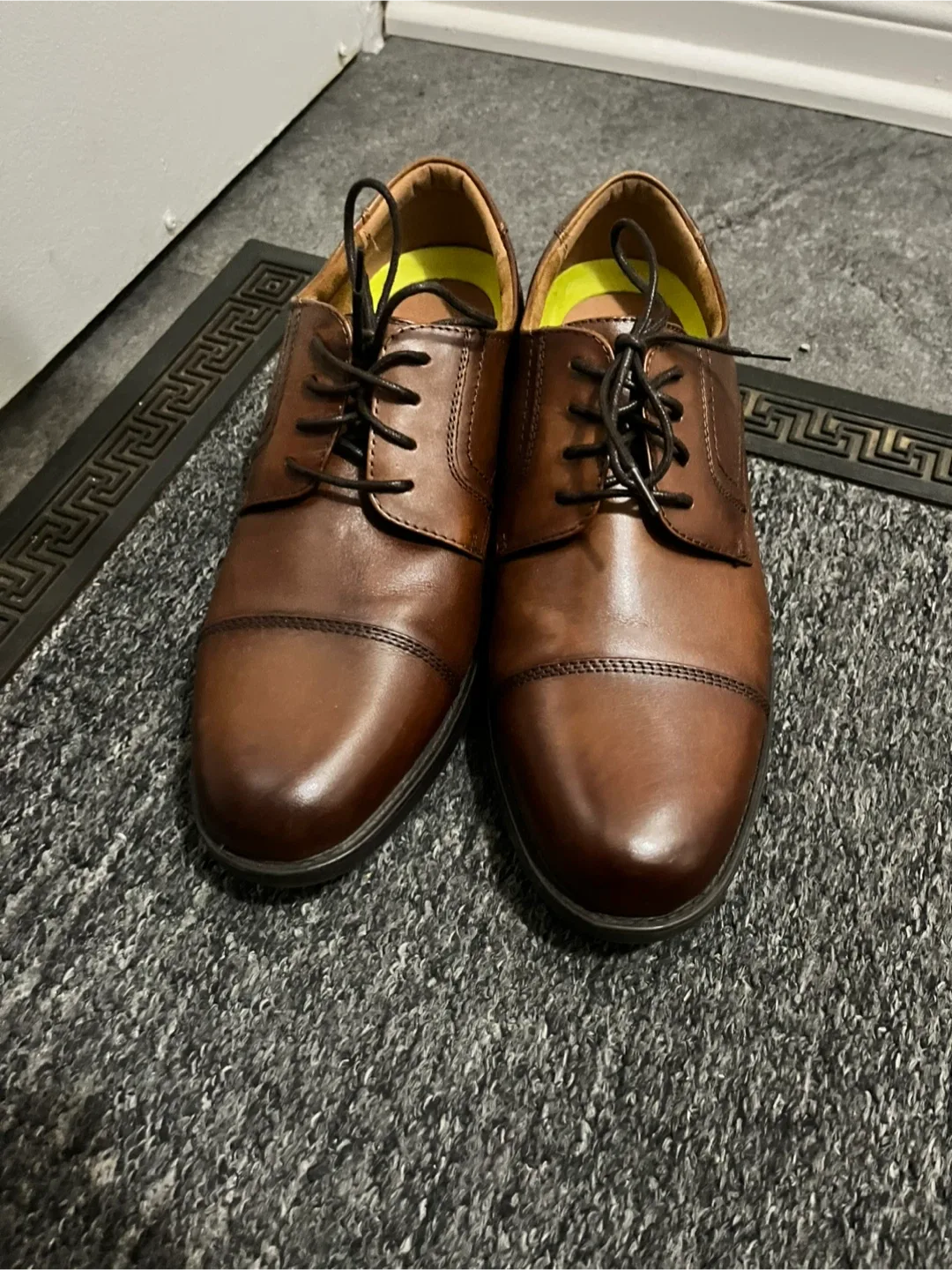 Florsheim Comfortech Cap Ox Brown Shoes - Size 9 image indicator(2)