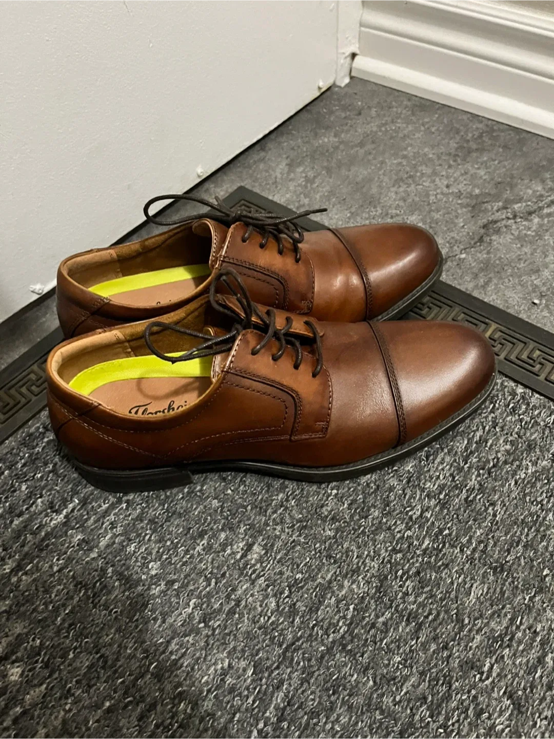 Florsheim Comfortech Cap Ox Brown Shoes - Size 9 image indicator(3)