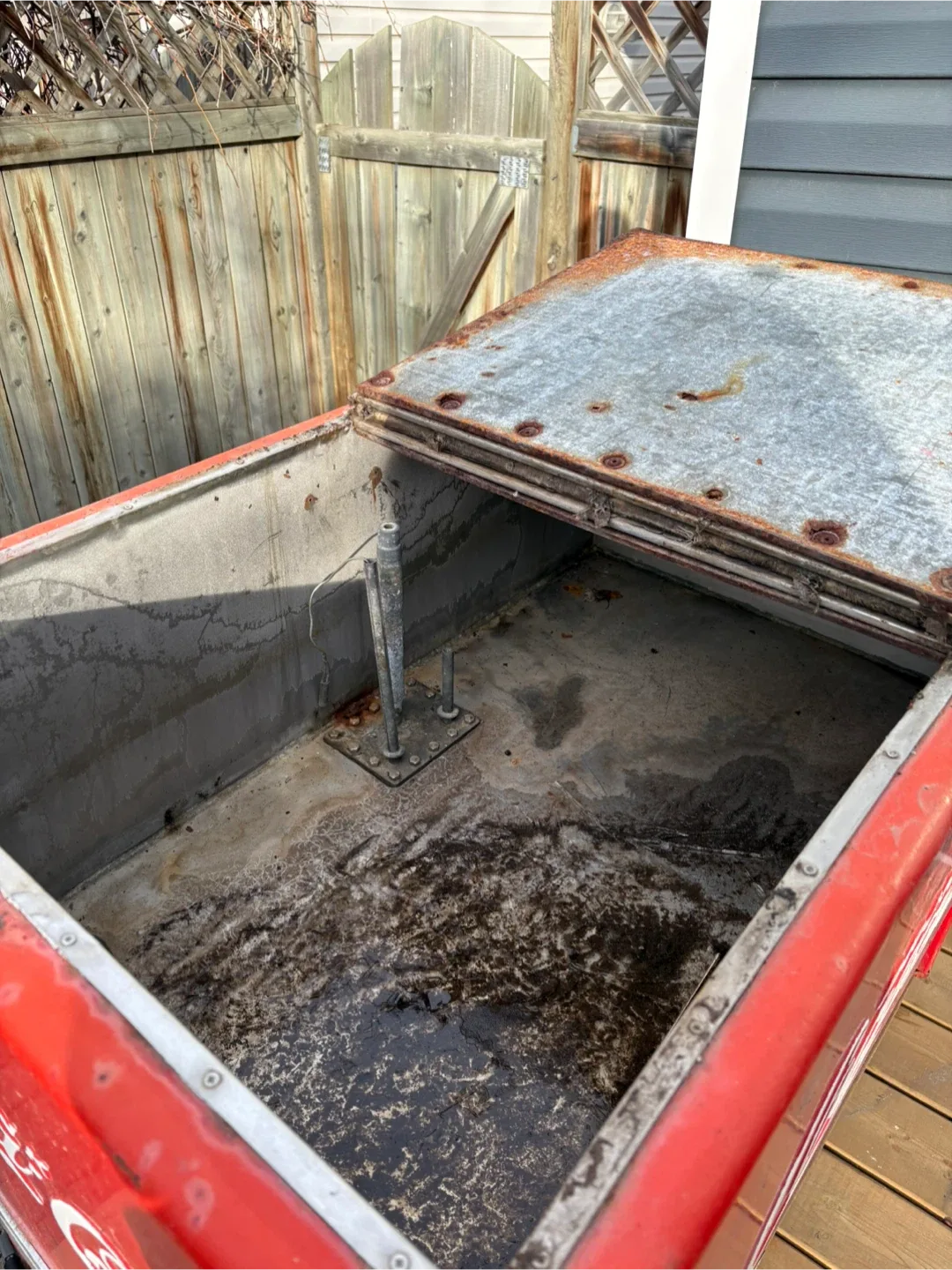 Vintage Coca-Cola Cooler image indicator(3)