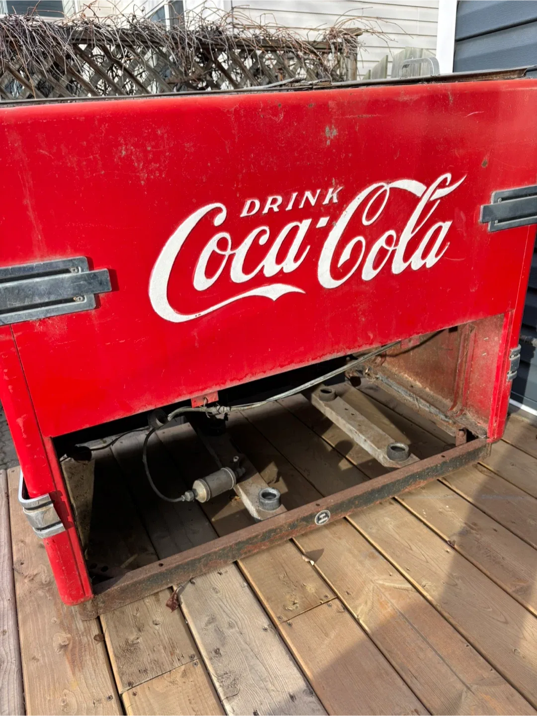 Vintage Coca-Cola Cooler image indicator(2)