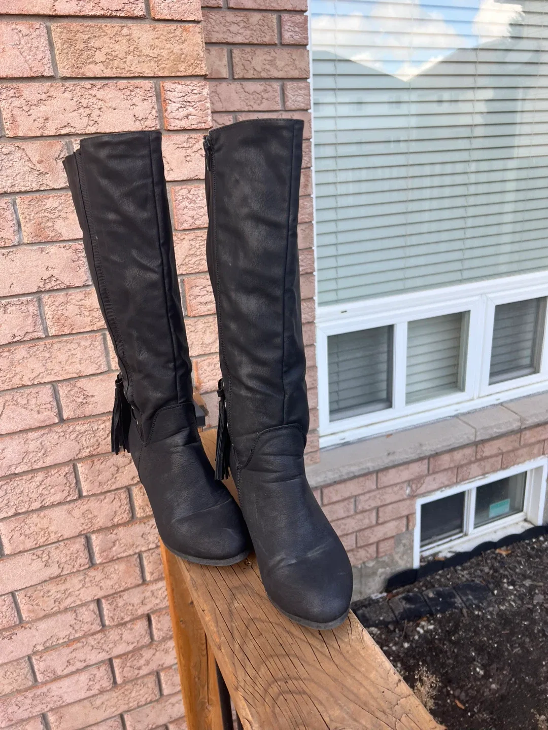 Size 8 wide calf Addition Elle boots image indicator(2)