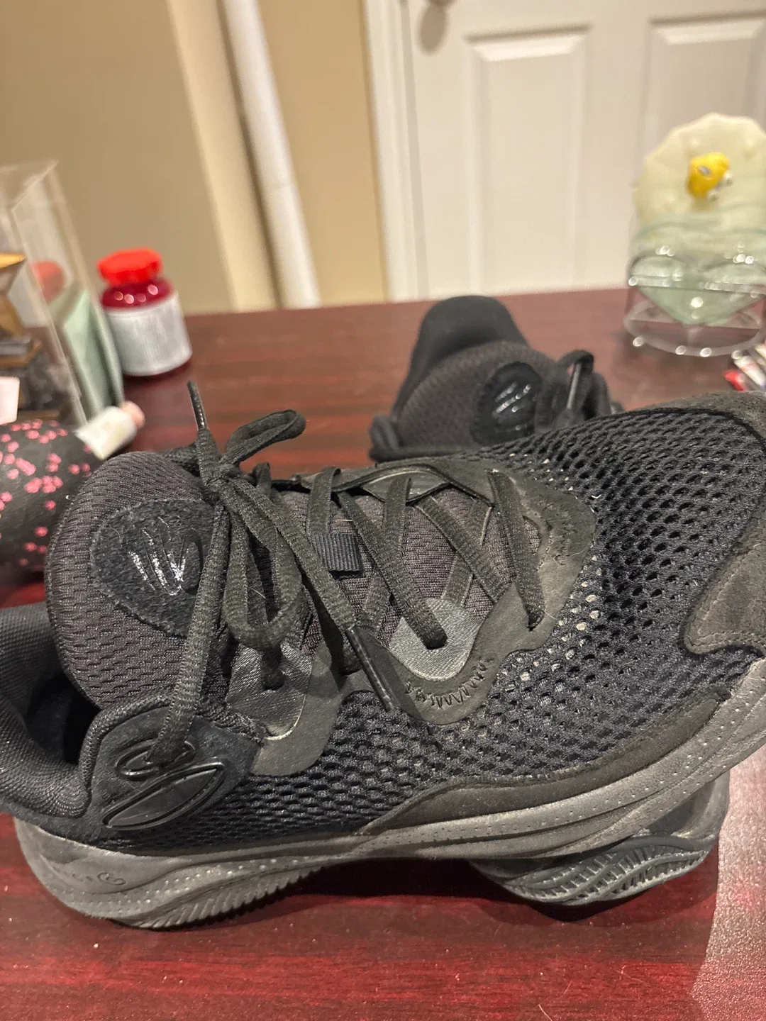 Under Armour Curry Shoes - Black image indicator(2)