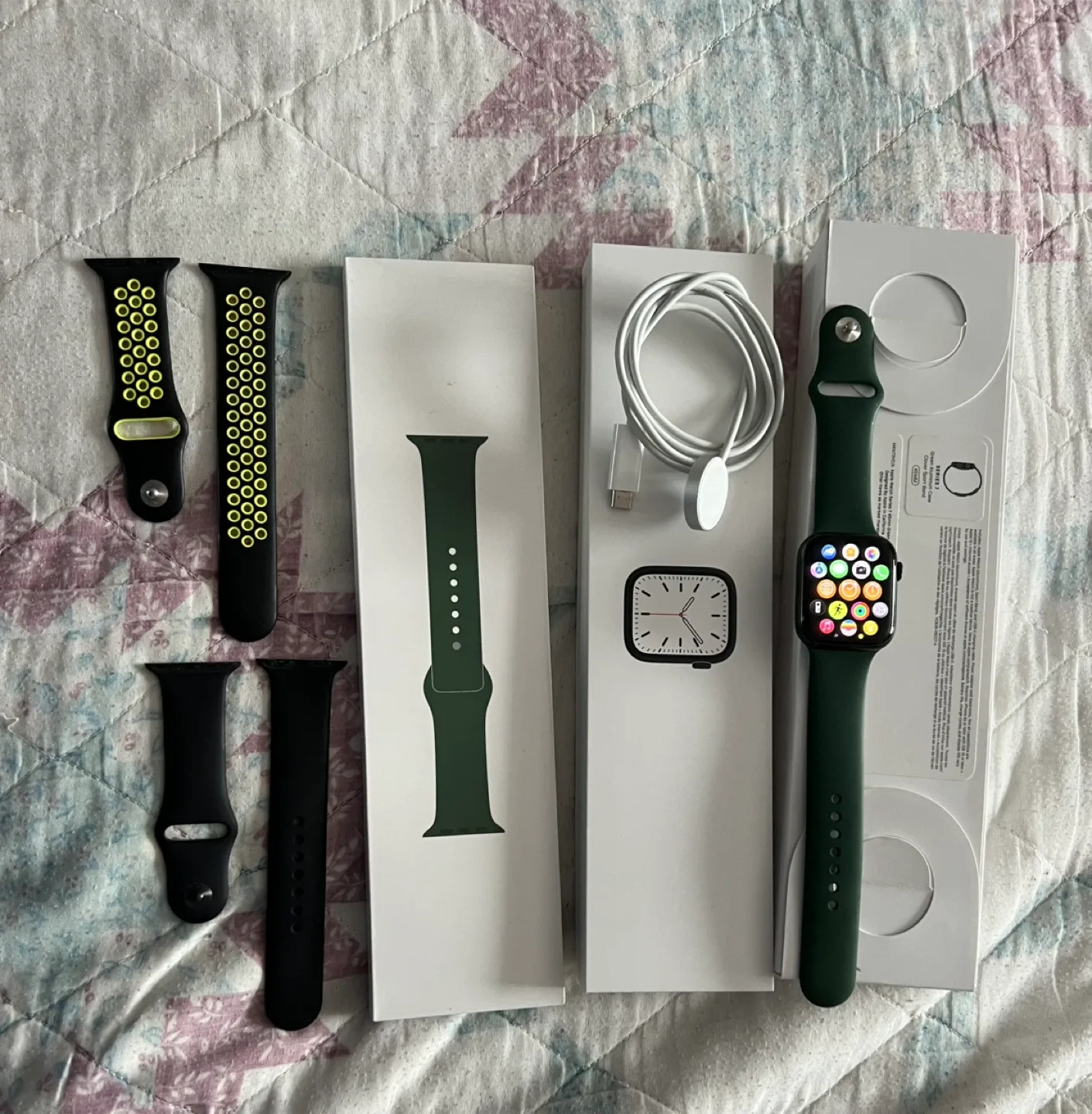 Apple Watch Series 7 45mm Green Aluminum Case image indicator(5)