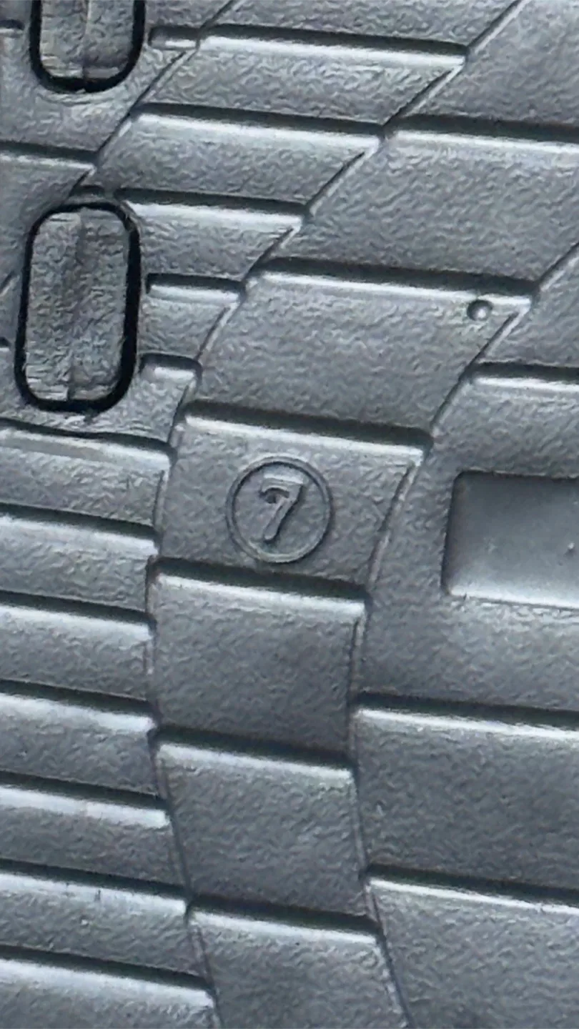 Lacoste Black Slides - Size 7 image indicator(5)