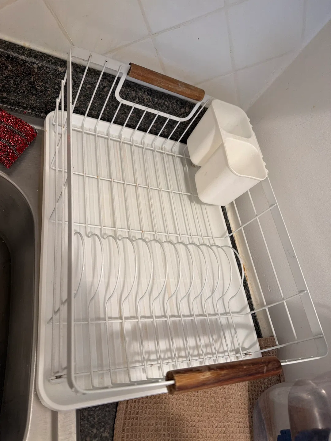 White Dish Drying Rack with Utensil Holder image indicator(2)