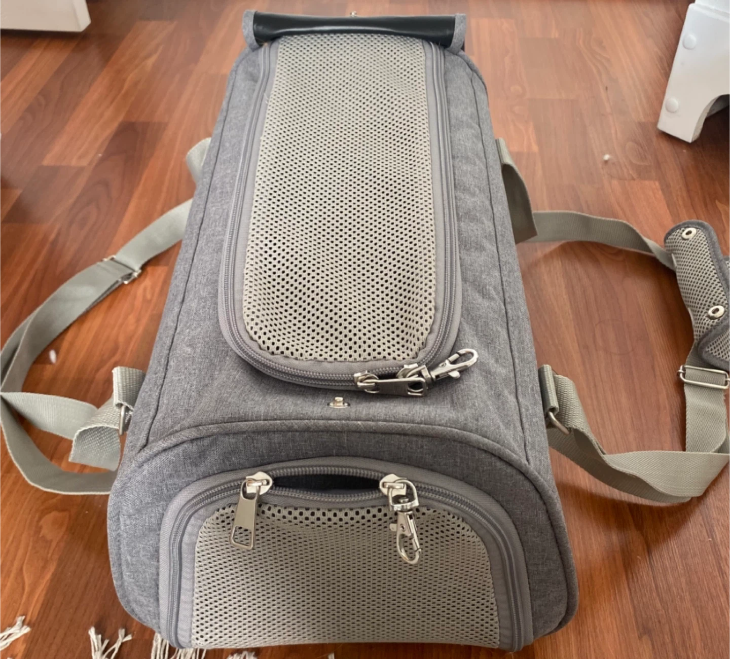 Grey Pet Carrier - Like New! - photo 3