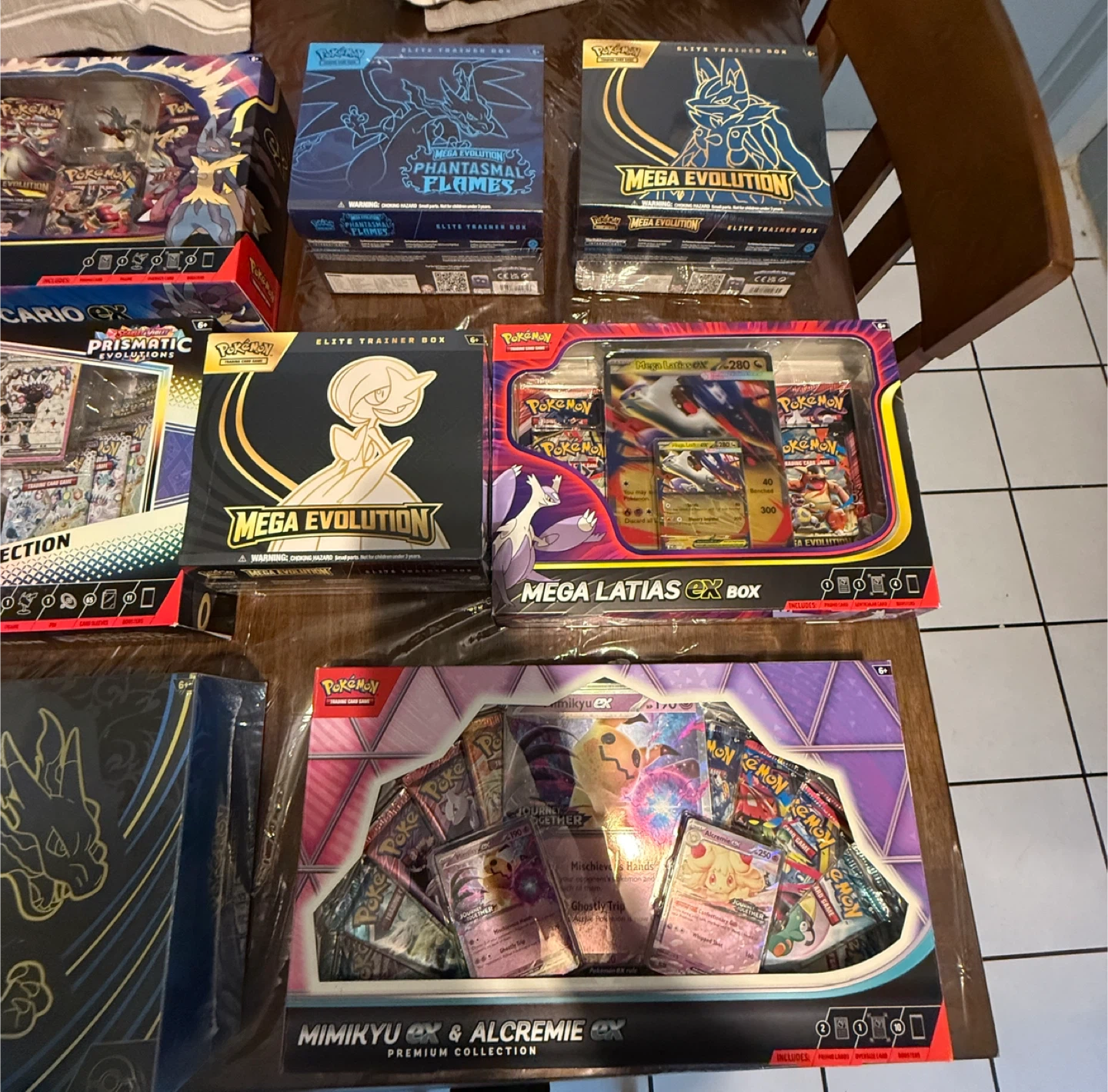 Pokémon TCG Lot - Elite Trainer Boxes & Premium Collections - photo 3