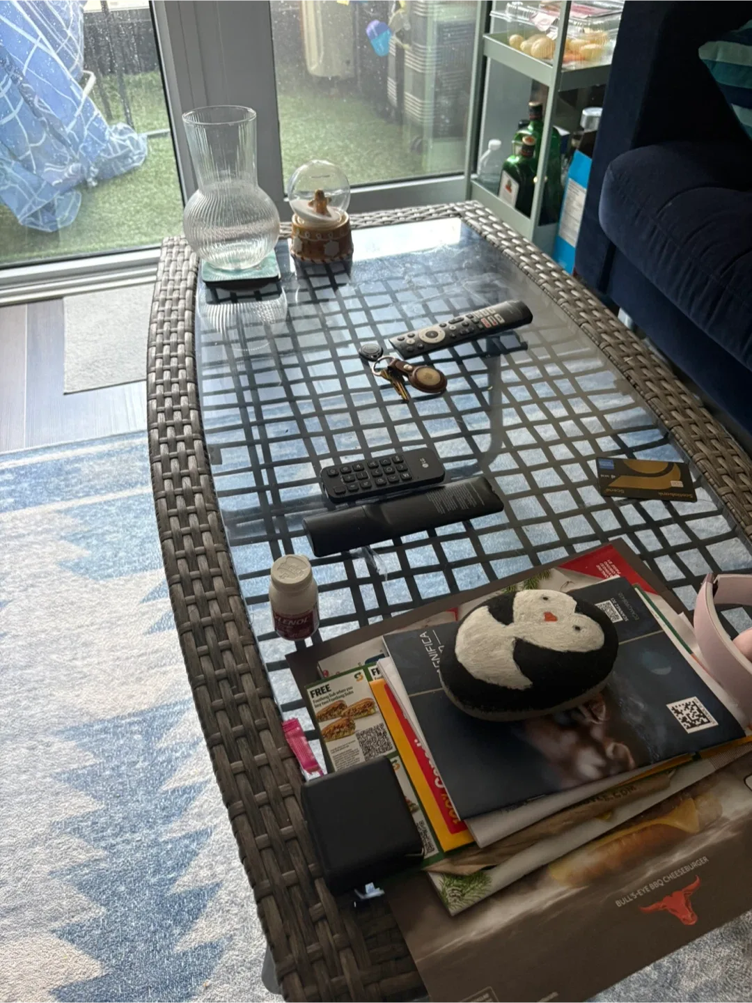 Coffee Table image indicator(2)