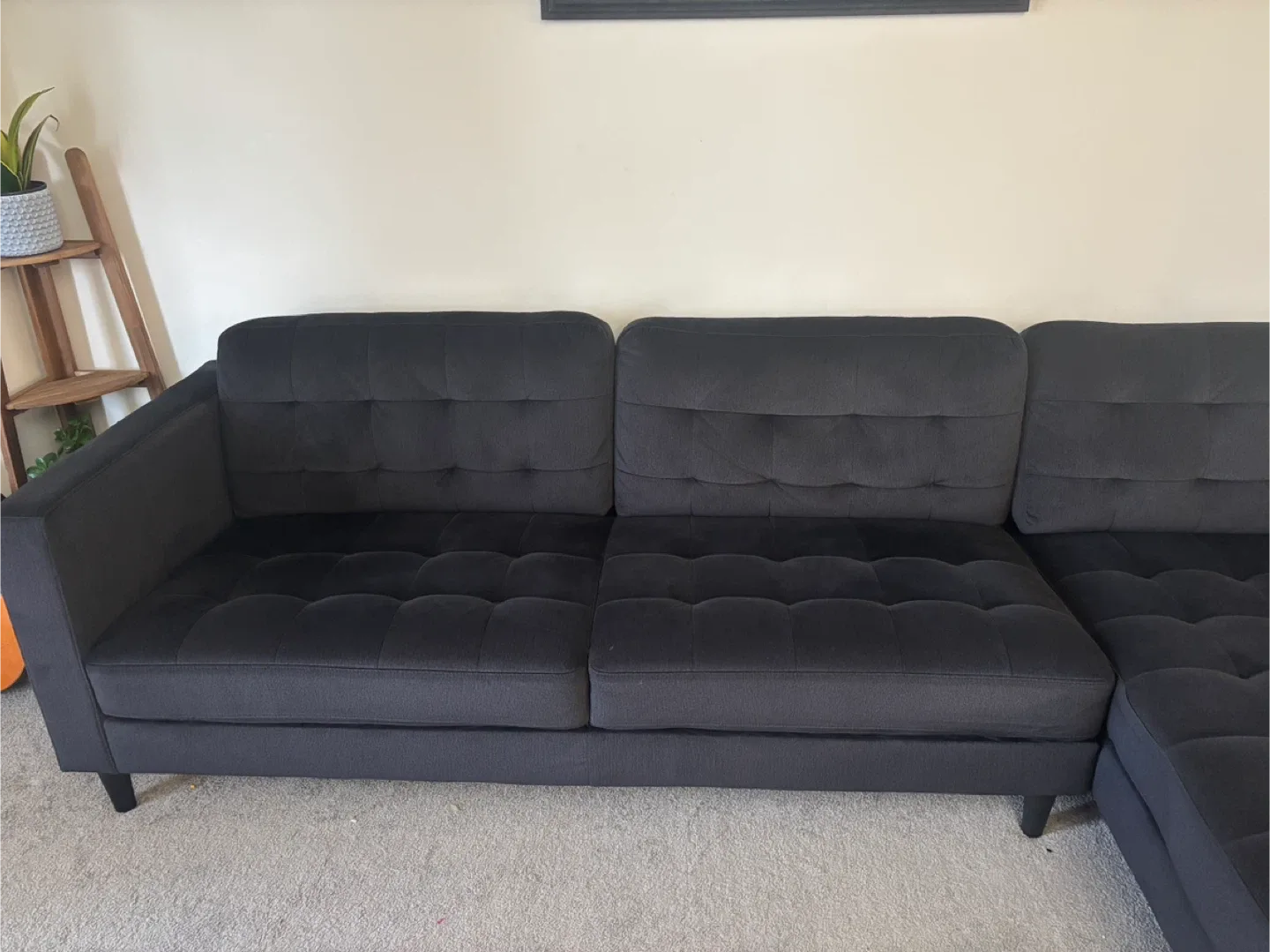 L shaped Sectional Sofa image indicator(2)