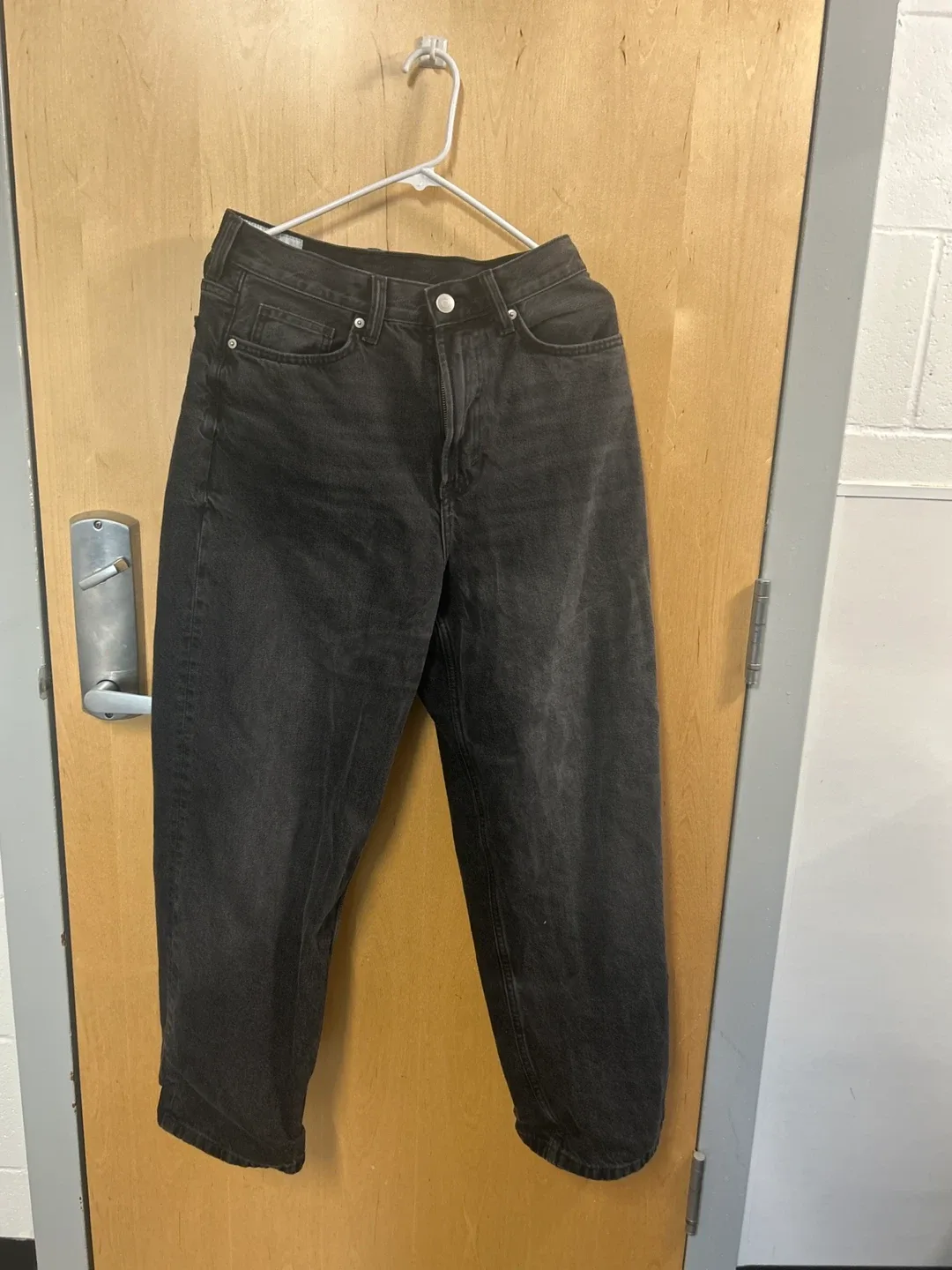 Baggy grey jeans from H&M