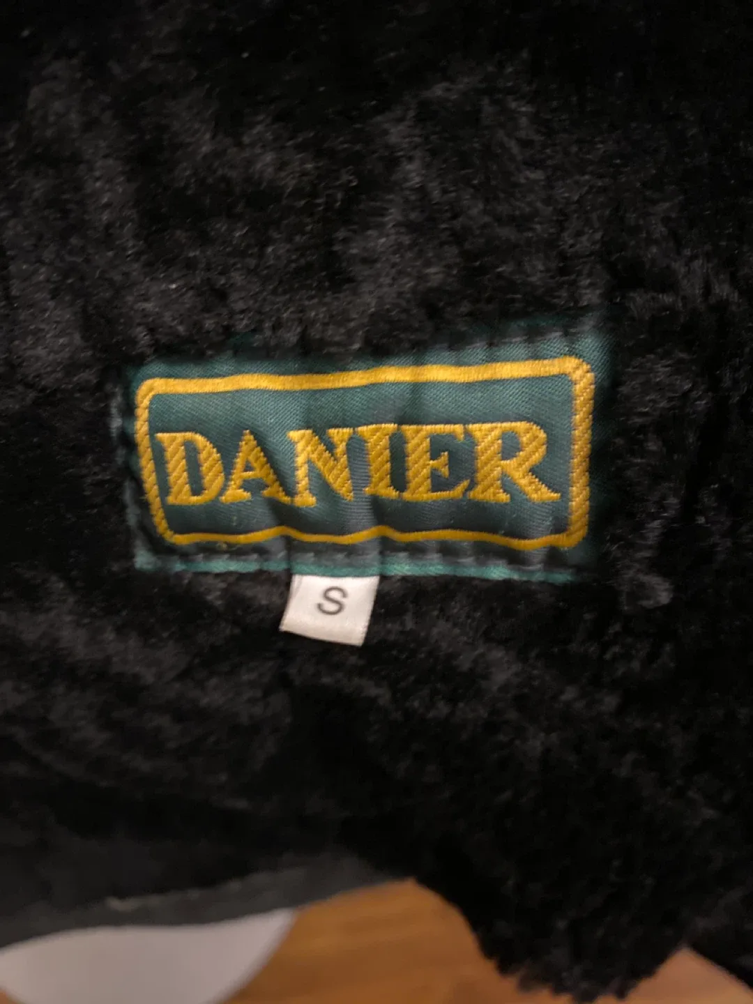 Danier Black Leather & Fur Coat Size S image indicator(2)