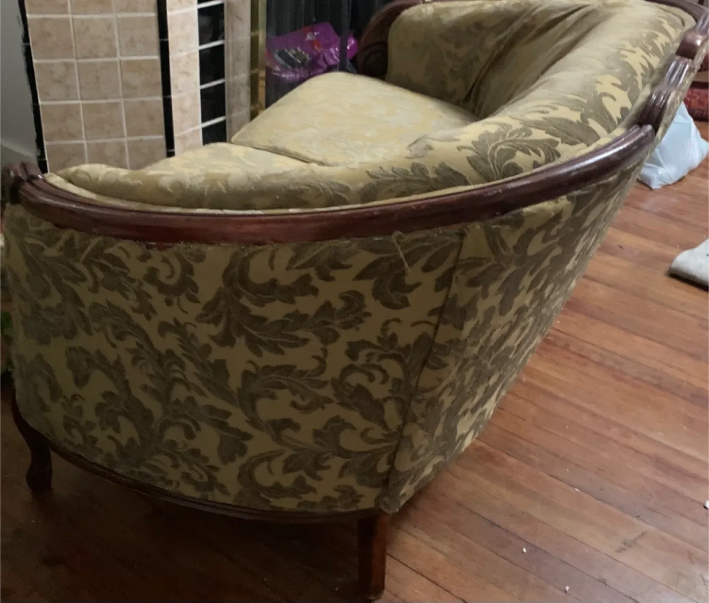 Vintage Floral Chaise Lounge image indicator(2)