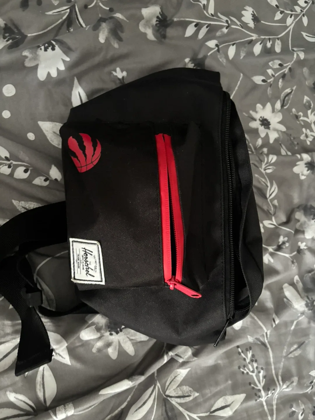 Herschel x Toronto Raptors Sling Bag