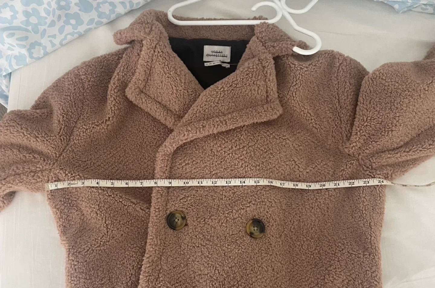 Urban Outfitters Teddy Coat oversized image indicator(3)