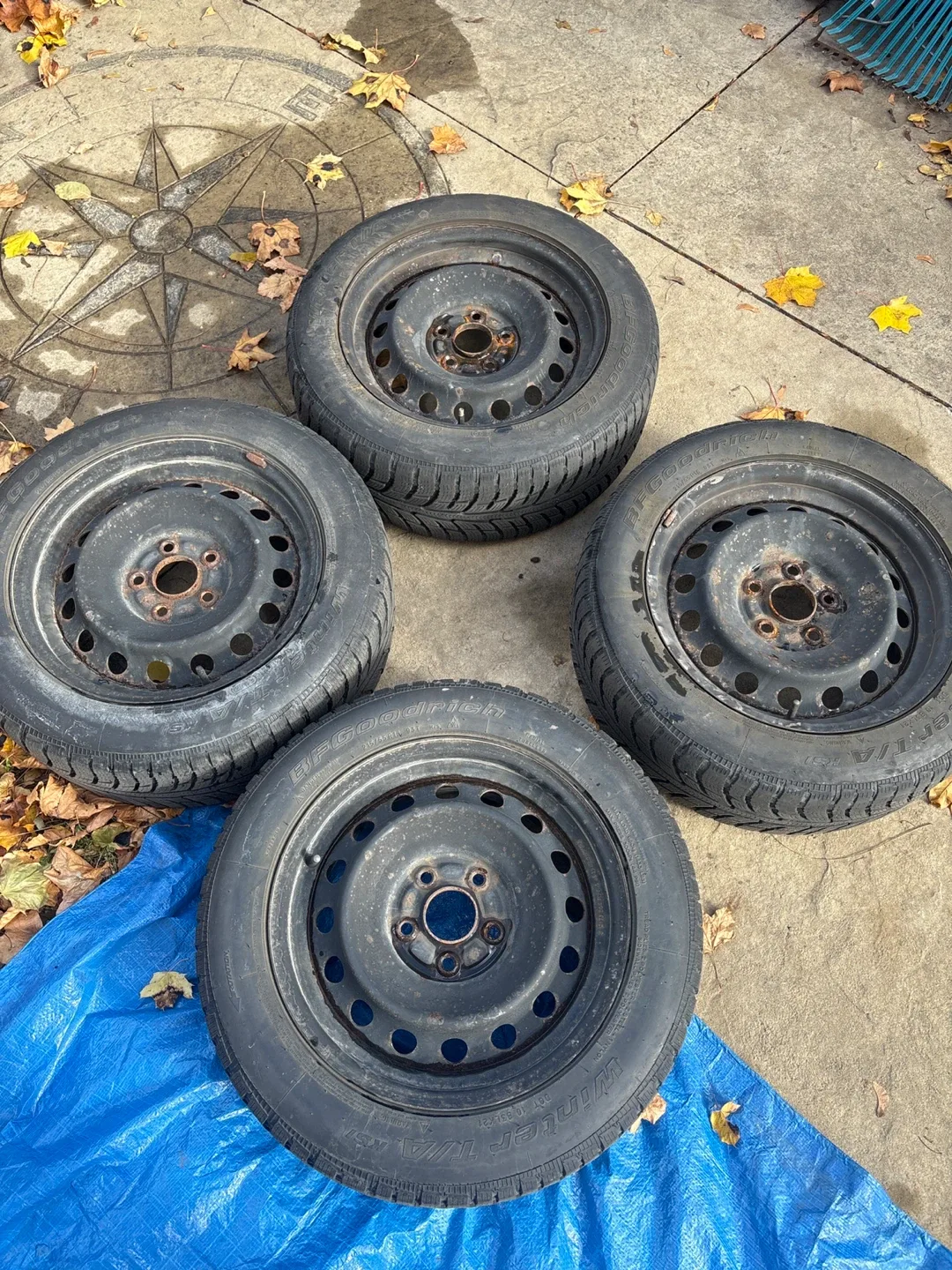 Set of 4 Winter Tires - Used image indicator(2)