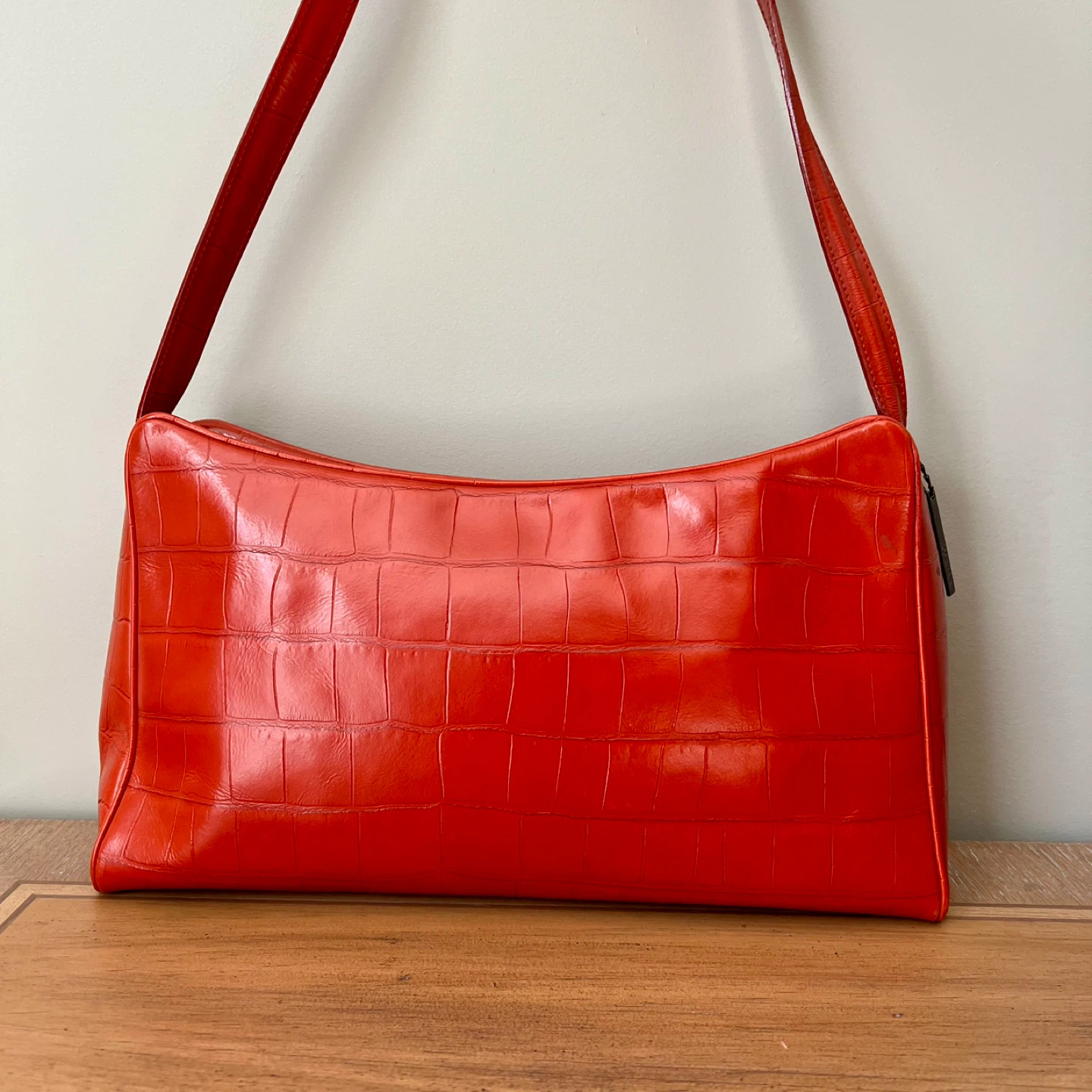 Nina Ricci Red Leather Croc-Embossed Shoulder Bag - photo 3