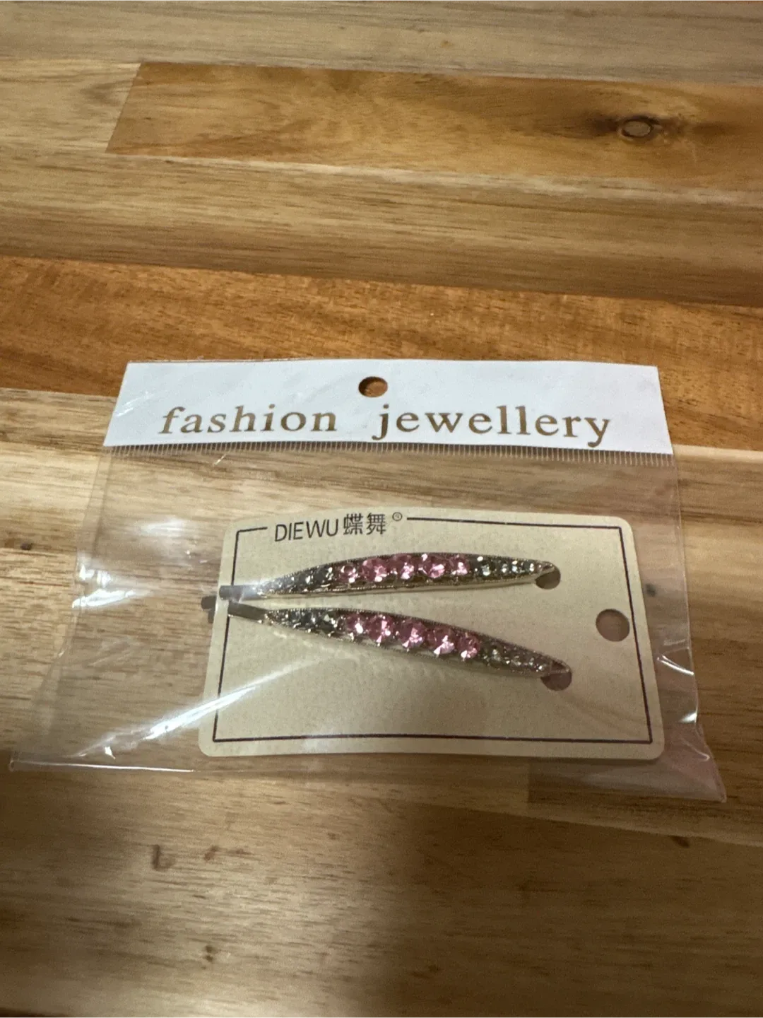 DIEWU Rhinestone Hair Clips - New