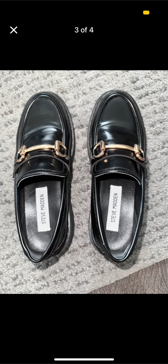 Steve Madden Black Loafers Size 7 image indicator(3)