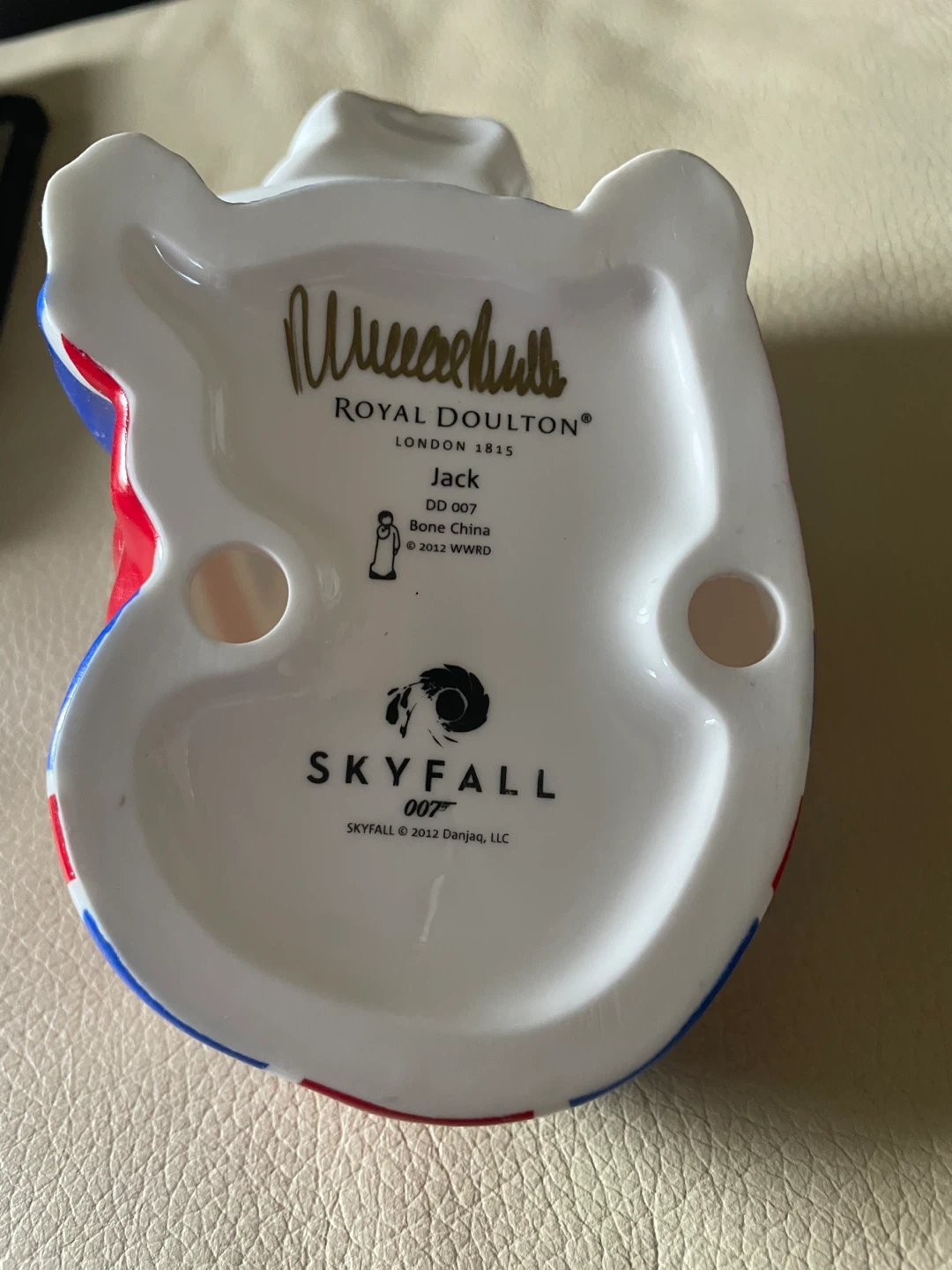 Royal Doulton Jack Bulldog - Skyfall 007 - photo 3