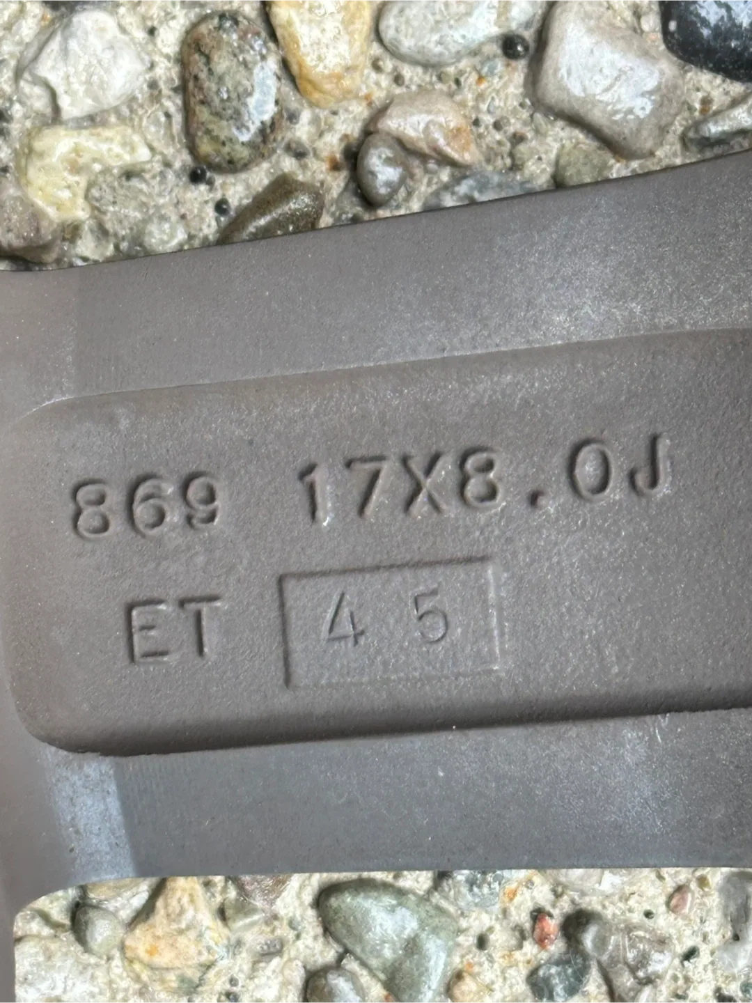 Mercedes-Benz Rims & Bridgestone Tires - Set of 4 image indicator(6)