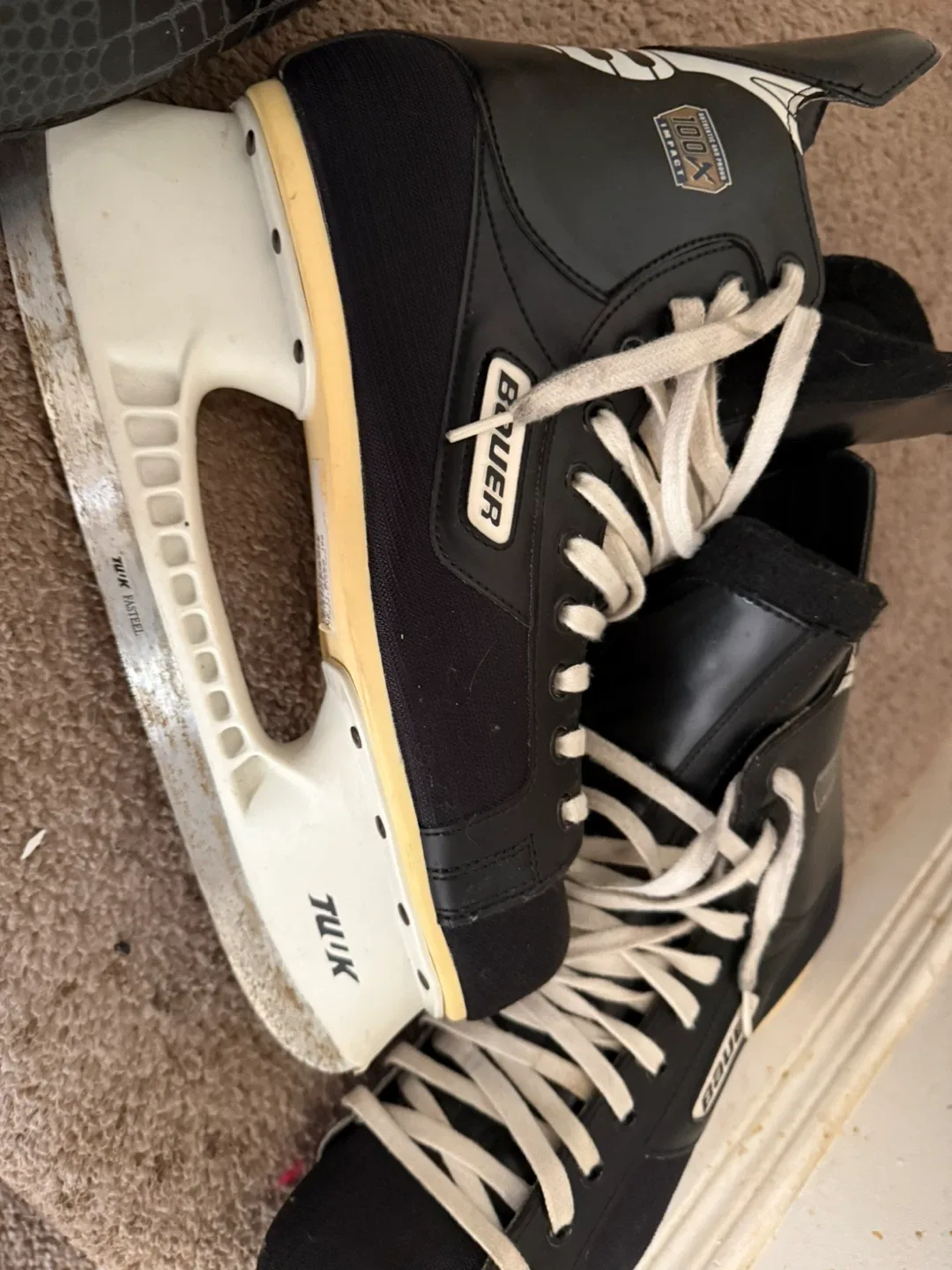 Bauer 100X Hockey Skates image indicator(3)