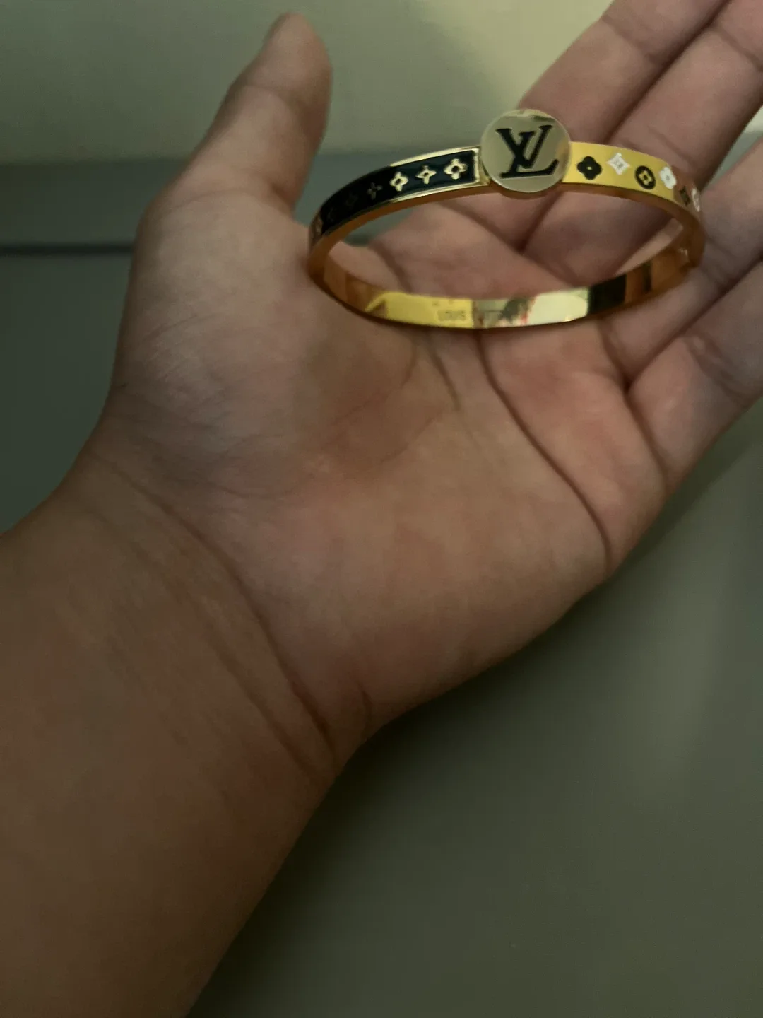 Louis Vuitton Bangle Bracelet image indicator(4)