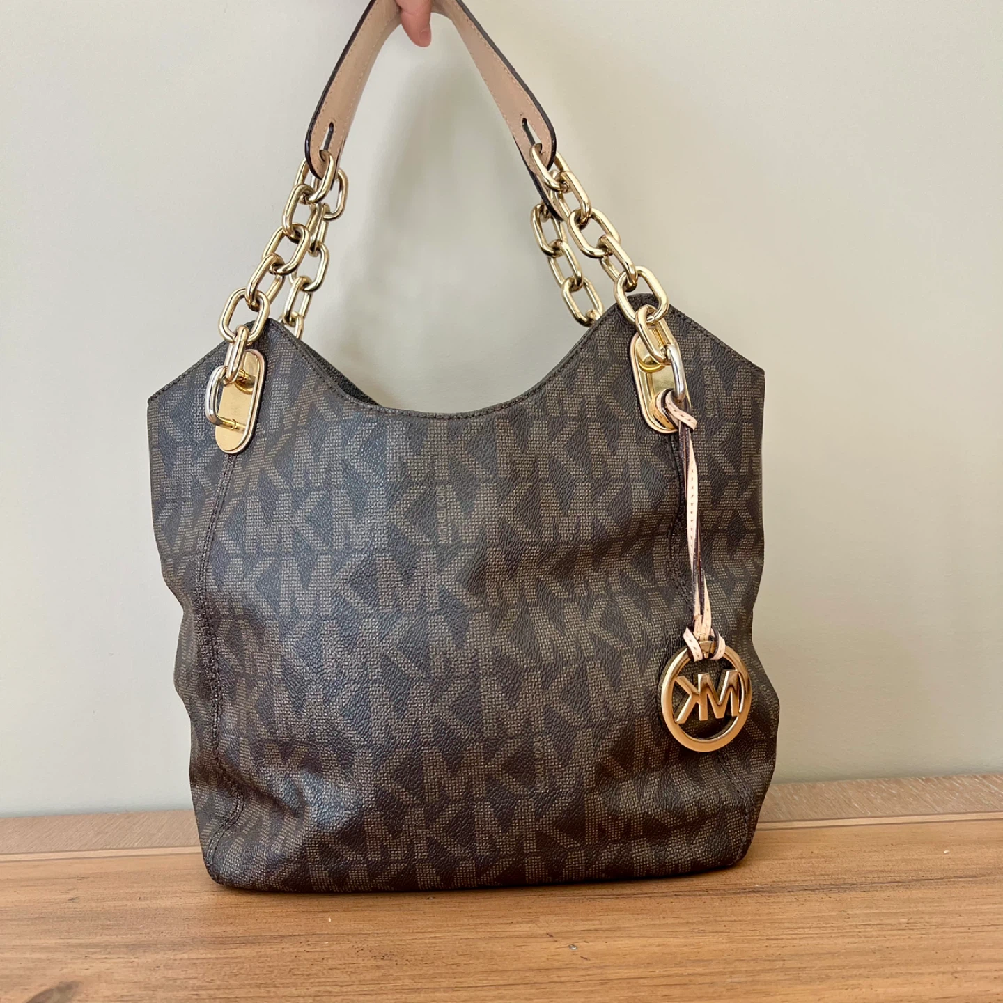 Michael Kors Brown Signature Print Chain Shoulder Bag - photo 2