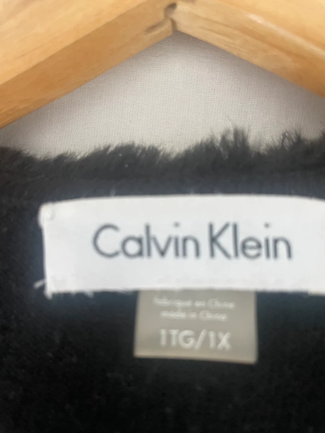 Calvin Klein Black Faux Fur Jacket 1TG/1X image indicator(5)