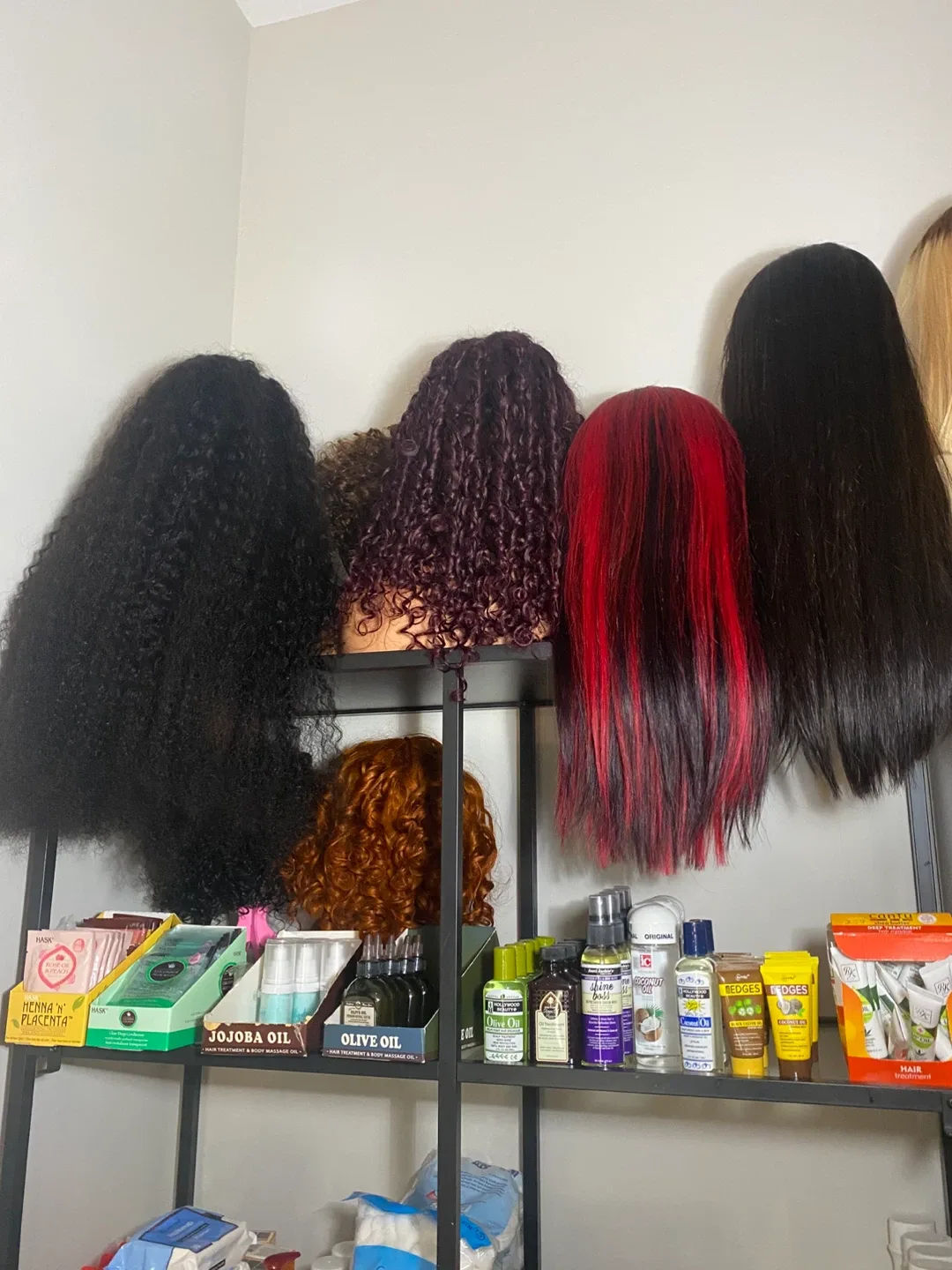 Beauty Supply Hair Styling & Beauty Products image indicator(8)