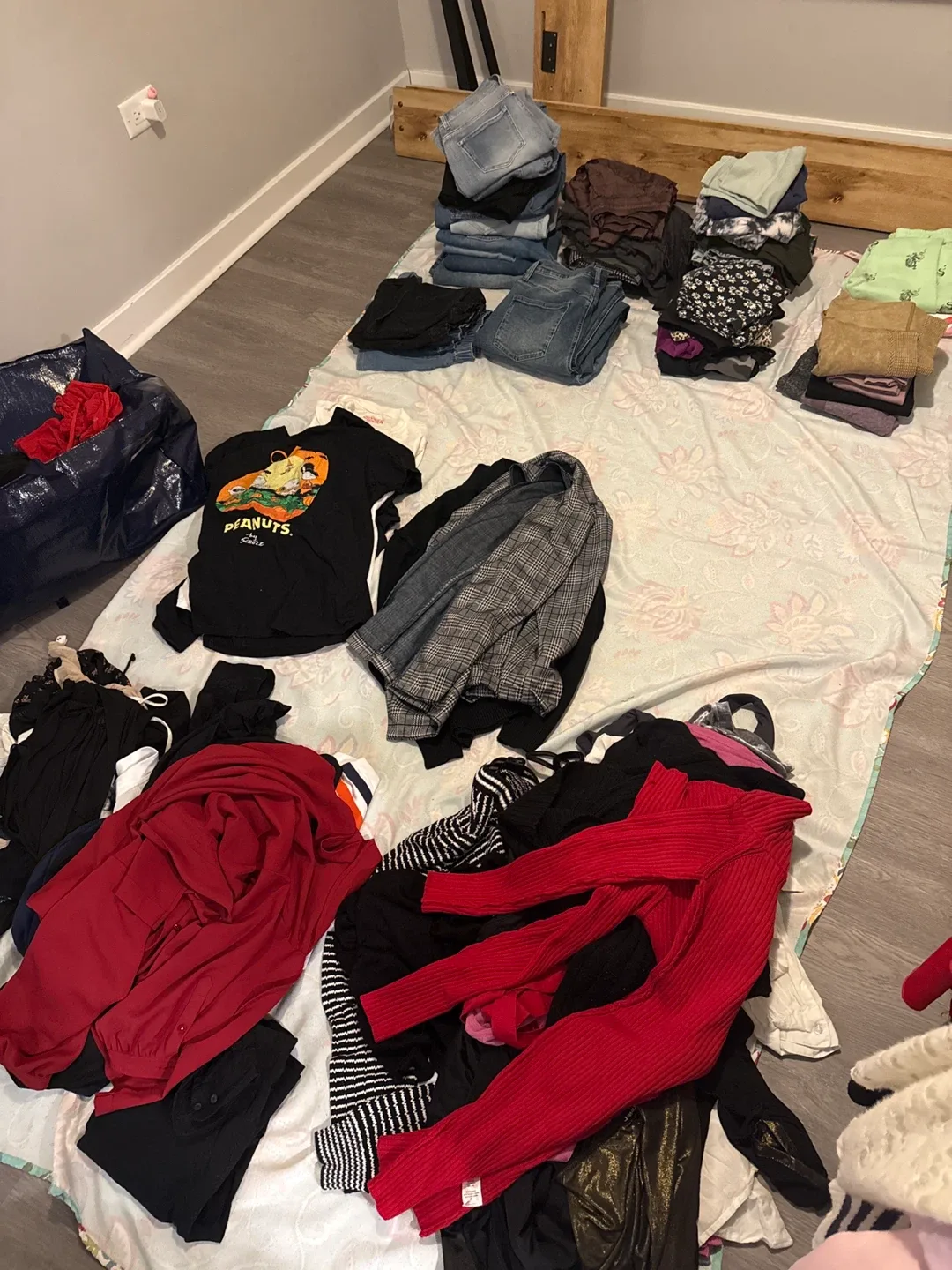 Yard sale image indicator(5)