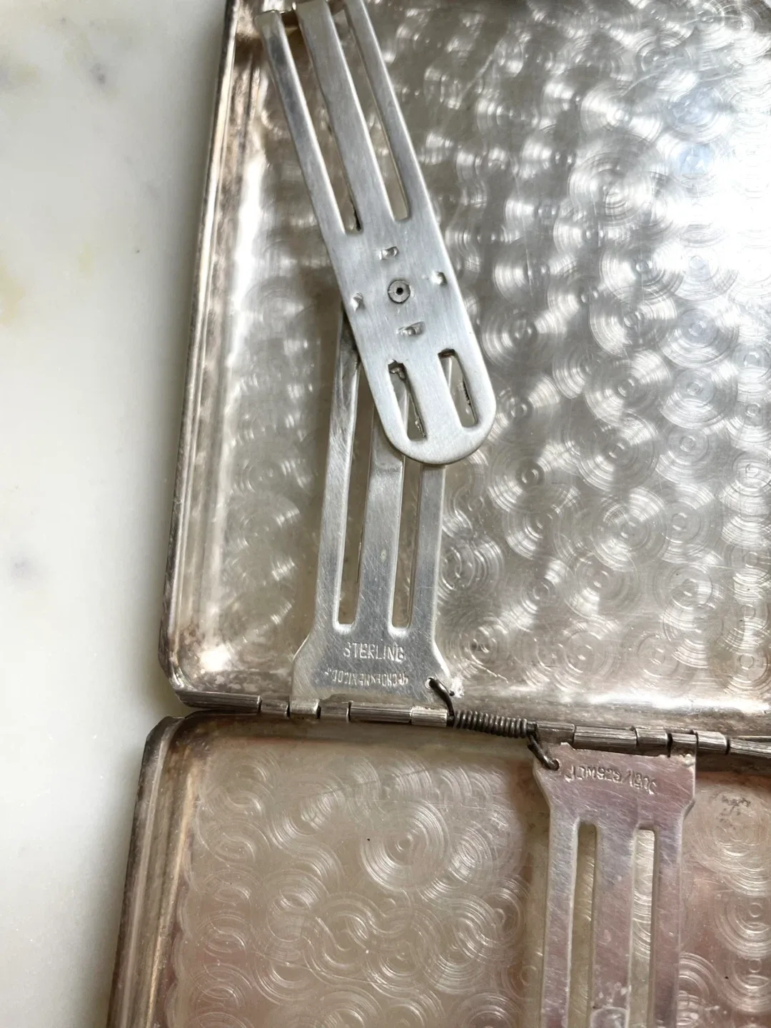 Solid Sterling Silver Vintage Cigarette or Business Card Case image indicator(2)