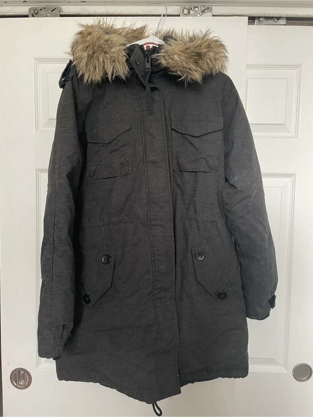 Community Charcoal Parka (Aritzia) - Women’s Size Large