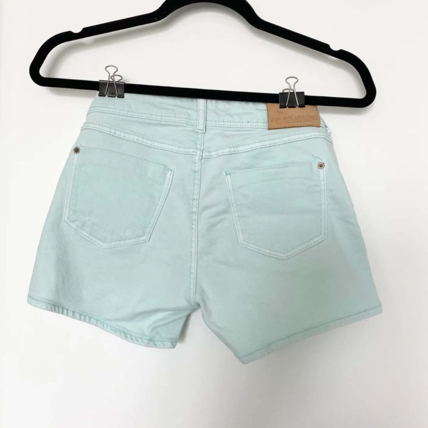 ZARA Denim Shorts (4) image indicator(2)