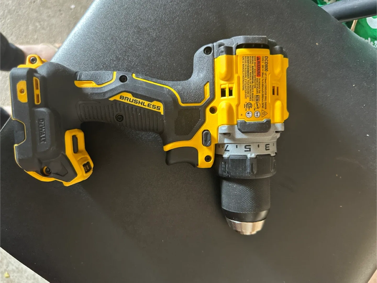 DeWalt DCD800 20V Cordless Drill Driver image indicator(3)