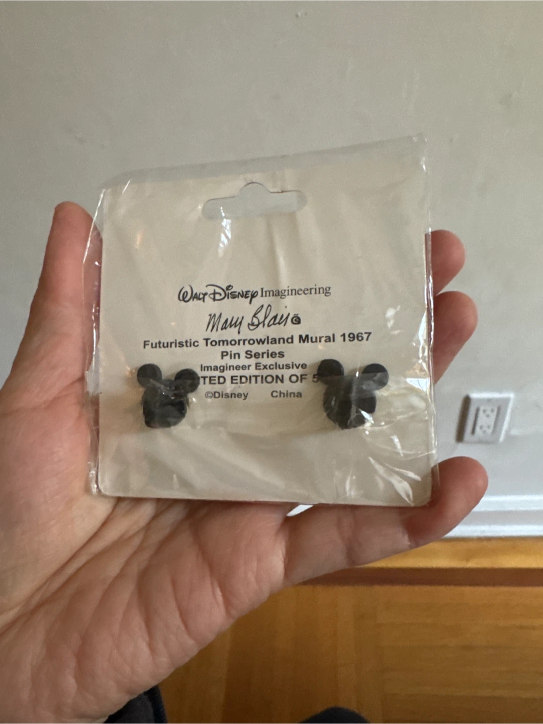Walt Disney Mary Blair Pin Set - photo 2