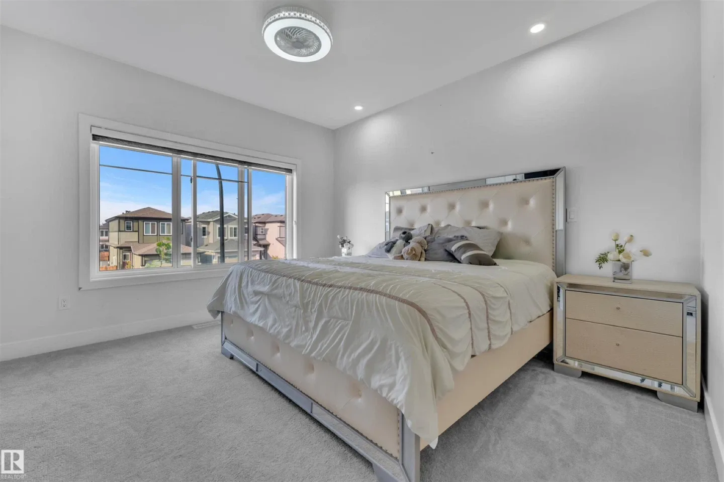 House for sale image indicator(5)