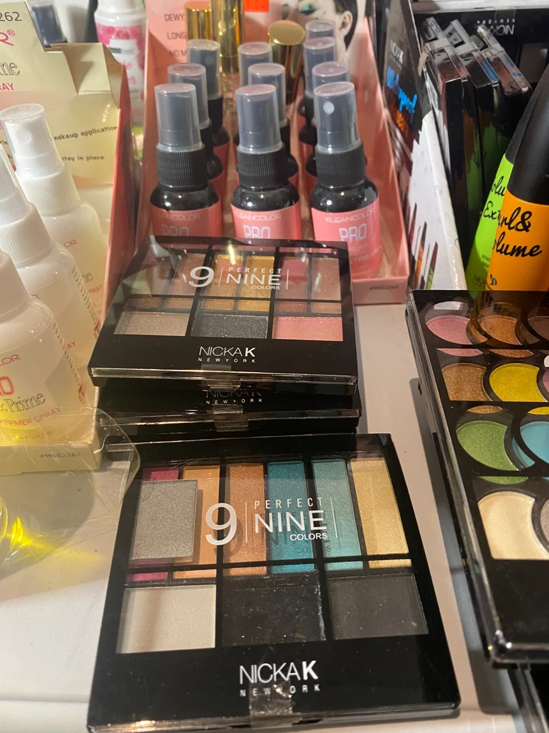 Beauty Supply makeup, hair products, skincare, wigs and weaves image indicator(6)