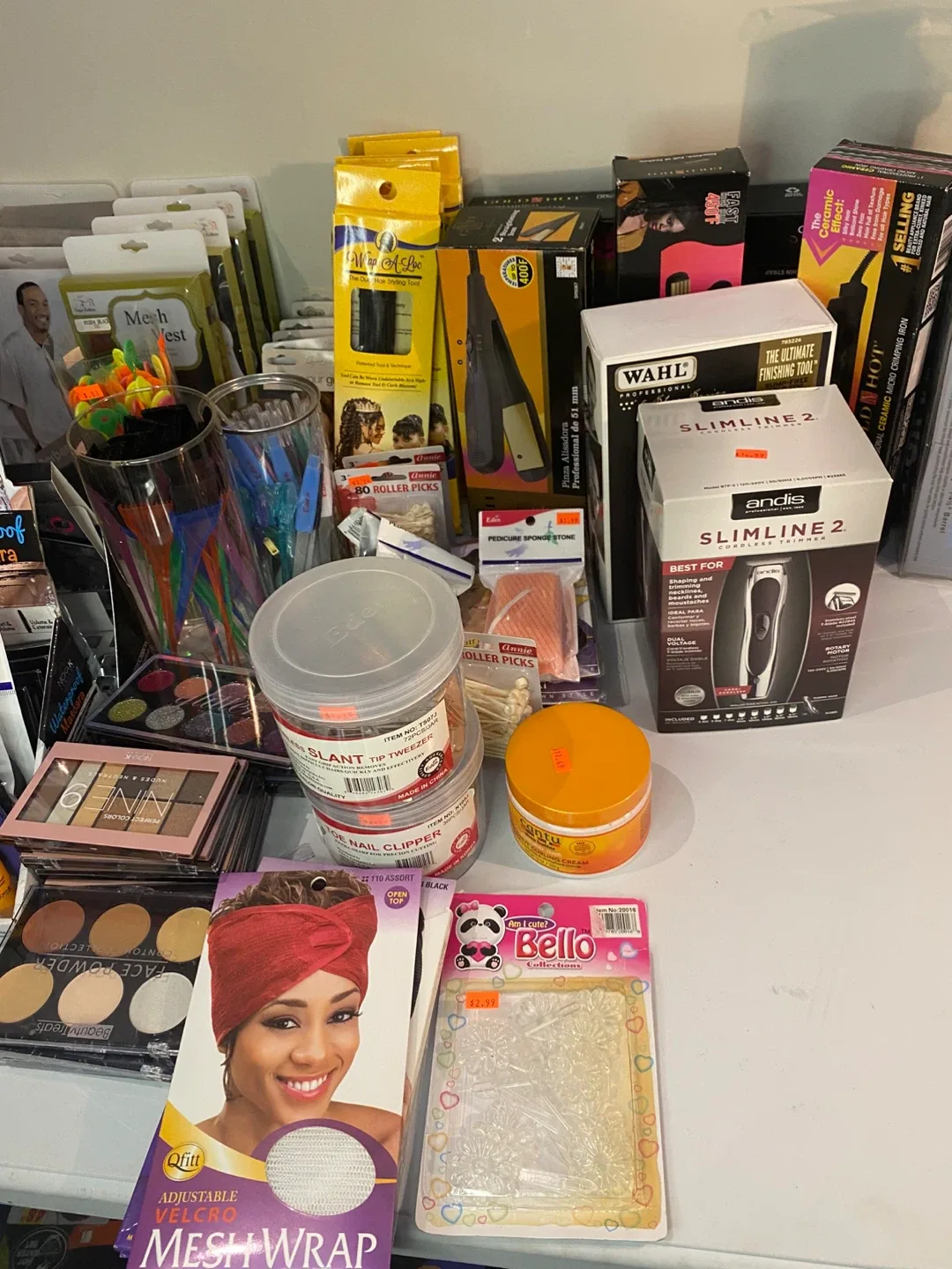 Beauty Supply makeup, hair products, skincare, wigs and weaves image indicator(10)