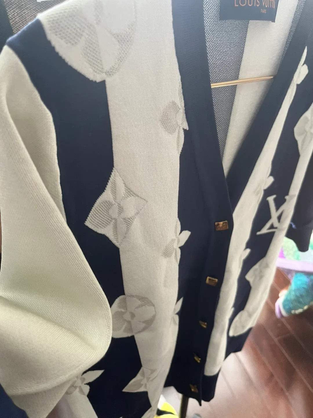 Louis Vuitton Cardigan - Size Small image indicator(2)