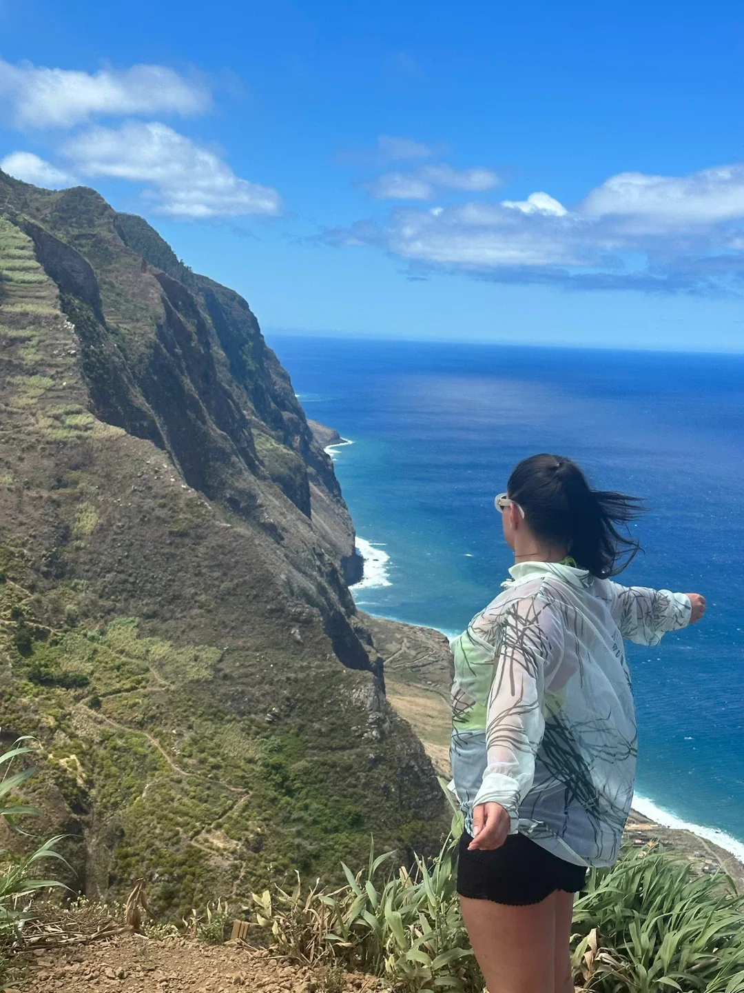 Alfani Women's sheer Button-Down Shirt - Size M image indicator(5)