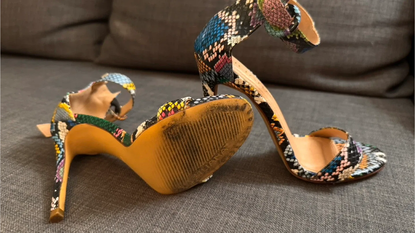 Liliana Snakeskin Heels, Size 6 image indicator(2)