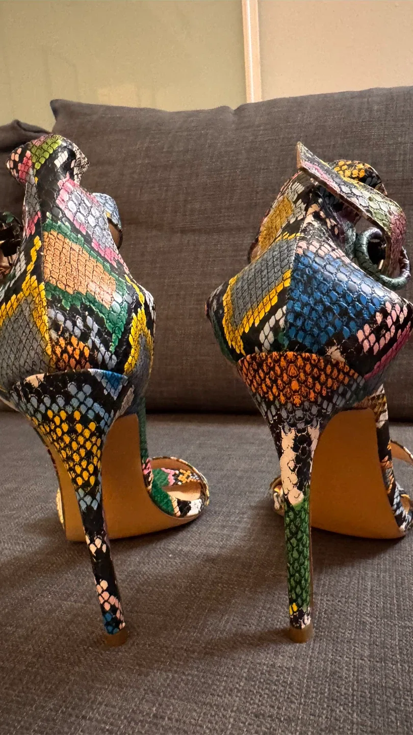 Liliana Snakeskin Heels, Size 6 image indicator(3)