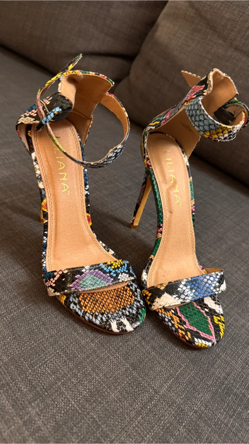 Liliana Snakeskin Heels, Size 6