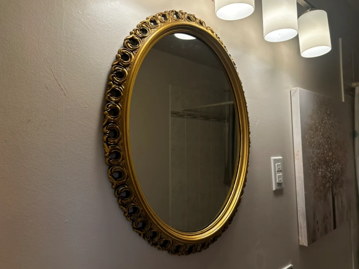 Gold Oval Mirror - 24" x 19’’